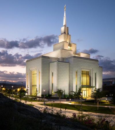 Tegucigalpa-Temple-exterior-evening